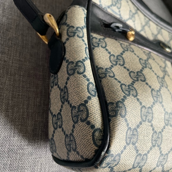 Gucci Beige and Black Crossbody Bag - Picture 3 of 10